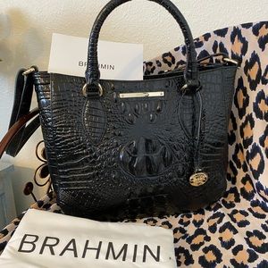 Sold! NWT Brahmin Black Small Lena